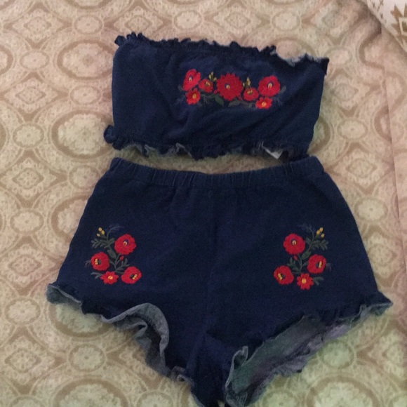 FINAL PRICE ❤️ Two piece denim floral set - Picture 3 of 3